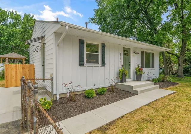 5th image of 1600 Koebel Rd, Columbus, OH 43207 | MLS# 226028603