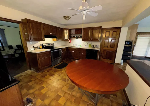 Photo 3 of Single family home for sale at 3908 Glenfield Rd, Columbus, OH 43232 | MLS# 226028118 | Listing updated on 2026-08-17