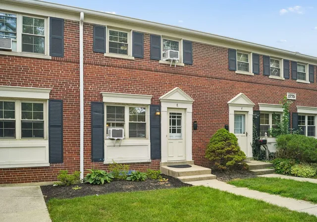 Photo 2 of Condo for sale at 1775 Northwest Ct #E/109, Columbus, OH 43212 | MLS# 226029966 | Listing updated on 2026-08-28
