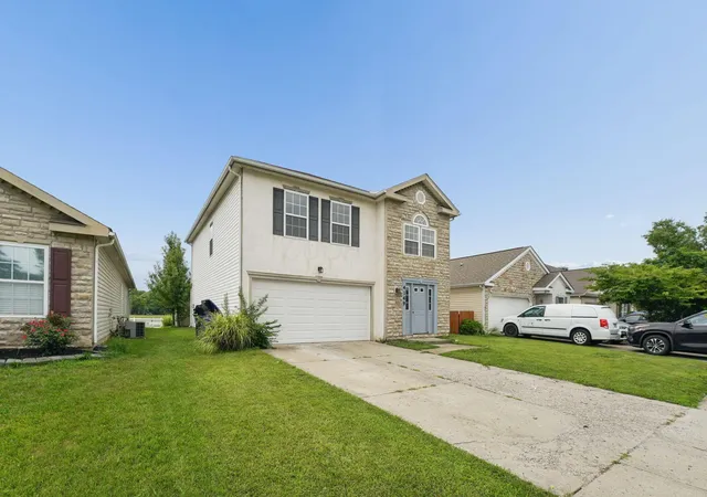 image of 4149 Town Square Dr, Canal Winchester, OH 43110 | MLS# 226028116