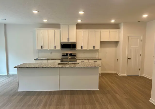 5th image of 5947 Morrissey St, Columbus, OH 43232 | MLS# 226028123