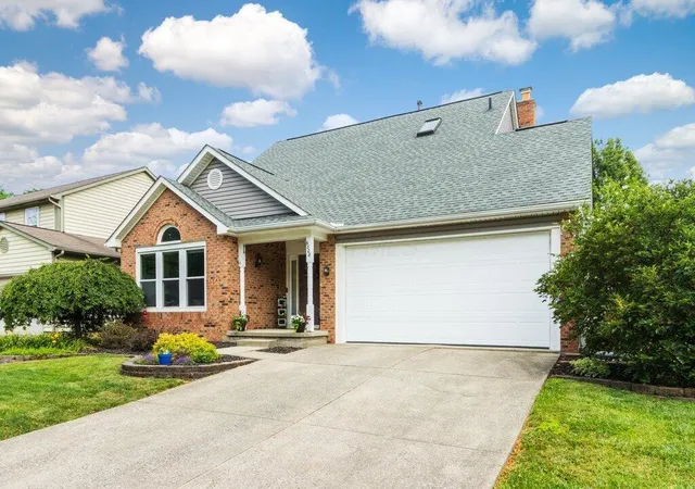 Photo 2 of Sale Pending at 6808 Pine Bark Ln, Columbus, OH 43235 | MLS# 226028792 | Listing updated on 2026-09-15