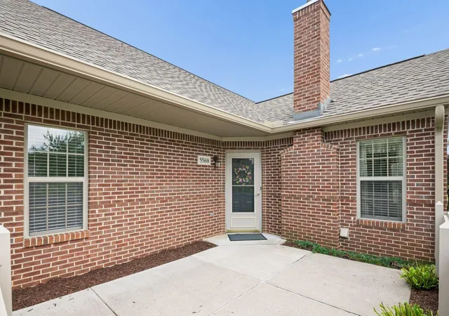 2nd image of 5568 Meadowood Ln, Westerville, OH 43082 | MLS# 226028166