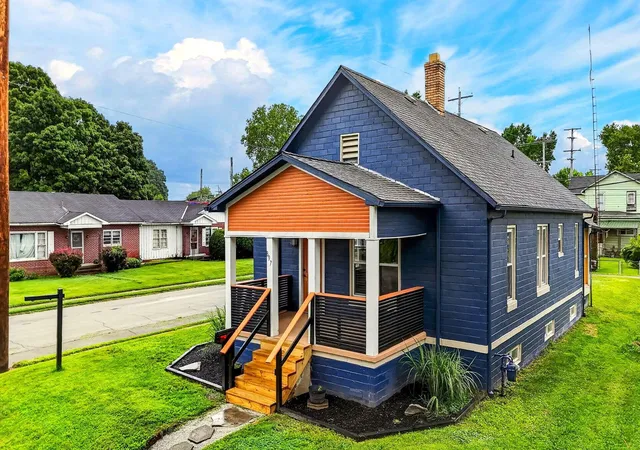 1st image of 897 E 2nd St, Logan, OH 43138 | MLS# 226028501