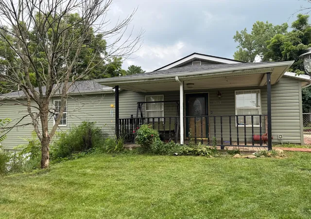 1st image of 1060 Terry St, Lancaster, OH 43130 | MLS# 226028595