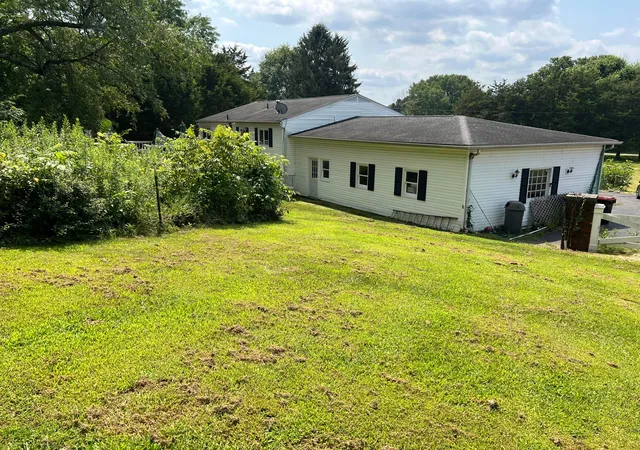 2nd image of 7904 Dorsey Mill Rd Se, Heath, OH 43056 | MLS# 226028142