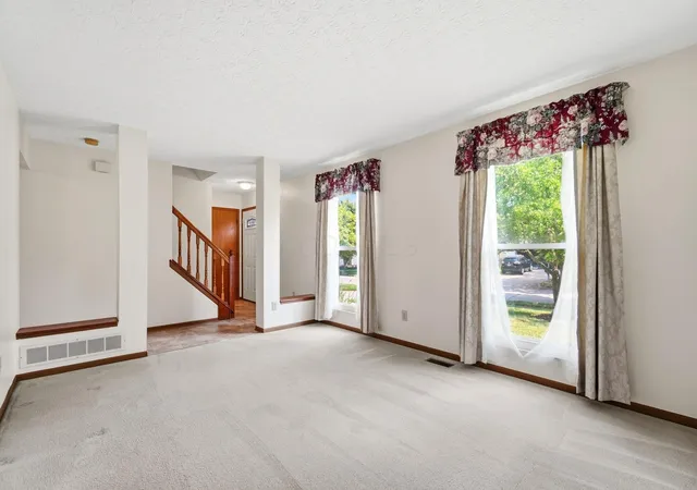 4th image of 658 Lynnfield Dr, Westerville, OH 43081 | MLS# 226028153