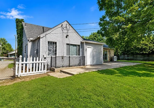 4th image of 359 N Sylvan Ave, Columbus, OH 43204 | MLS# 226029579