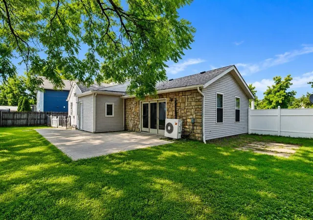 5th image of 359 N Sylvan Ave, Columbus, OH 43204 | MLS# 226029579