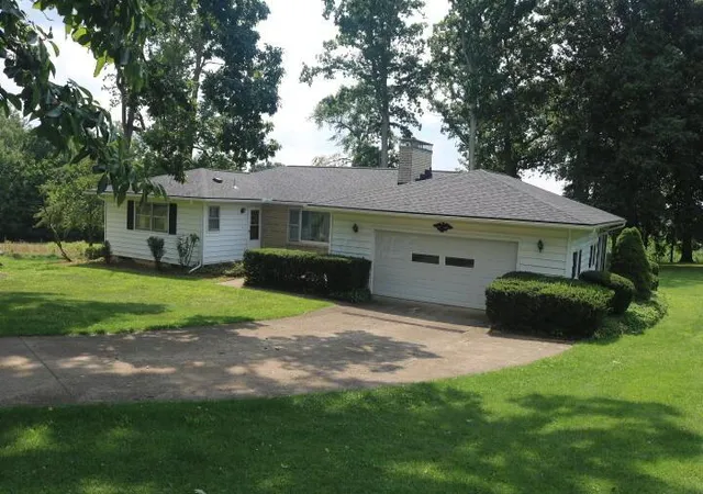 1st image of 14277 Nelson Dr, Mount Vernon, OH 43050 | MLS# 226028490