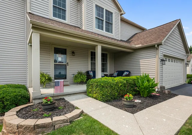 3rd image of 837 Ellis St, Pickerington, OH 43147 | MLS# 226029172