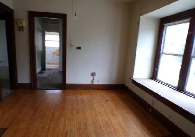 Photo 3 of Sale Pending at 219 Lexington Ave, Mansfield, OH 44907 | MLS# 226028203 | Listing updated on 2026-08-03