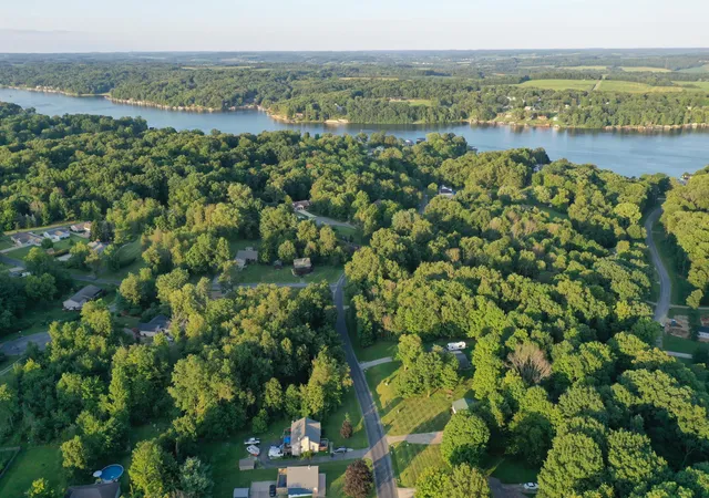 27th image of 177 Lakeview Heights Dr, Howard, OH 43028 | MLS# 226028223