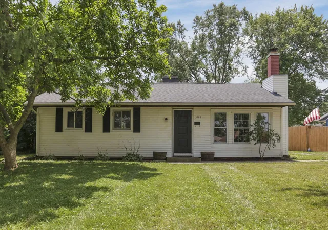 1st image of 5289 Crescent Dr, Hilliard, OH 43026 | MLS# 226028211