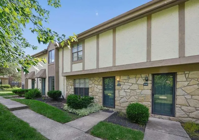 Photo 1 of Condo for sale at 6164 Stornoway Dr S #6164, Columbus, OH 43213 | MLS# 226028245 | Listing updated on 2026-08-18