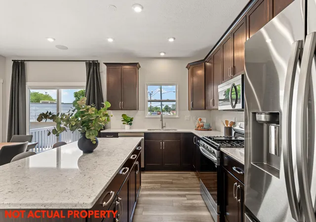 2nd image of 1391 Doe Ridge Ave, Columbus, OH 43085