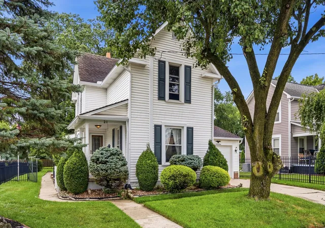 1st image of 21 Toledo St, Delaware, OH 43015 | MLS# 226028649