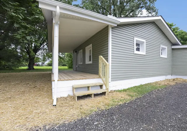 Photo 58 of Single family home for sale at 1240 Manor Dr, Columbus, OH 43232 | MLS# 226030002 | Listing updated on 2026-09-08