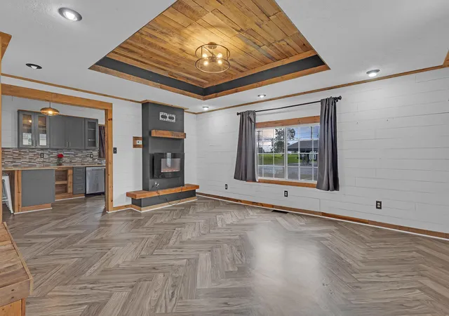 5th image of 22 W 3Rd St, Frazeysburg, OH 43822 | MLS# 226028278