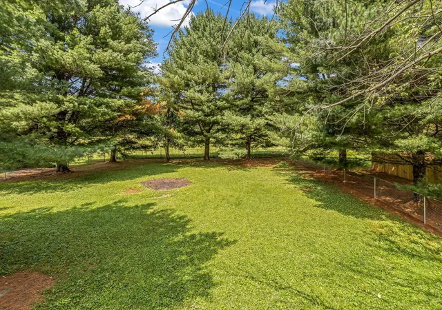 5th image of 3840 Pleasant Chapel Rd Se, Heath, OH 43056 | MLS# 226028331
