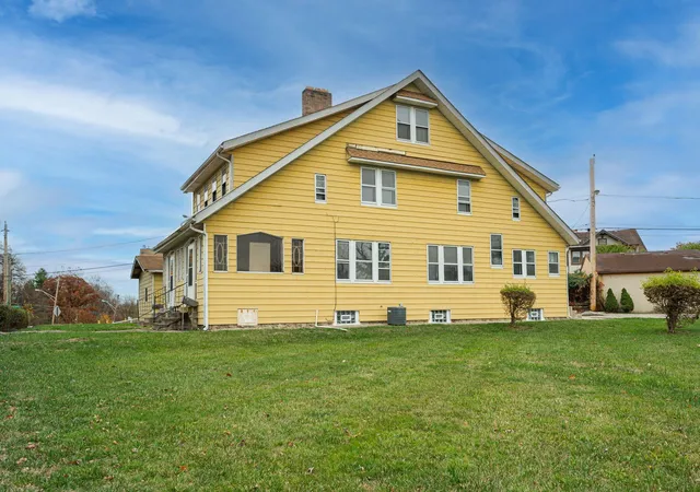 Photo 4 of Sale Pending at 2263-2265 Leonard Ave, Columbus, OH 43219 | MLS# 226028286 | Listing updated on 2026-08-07