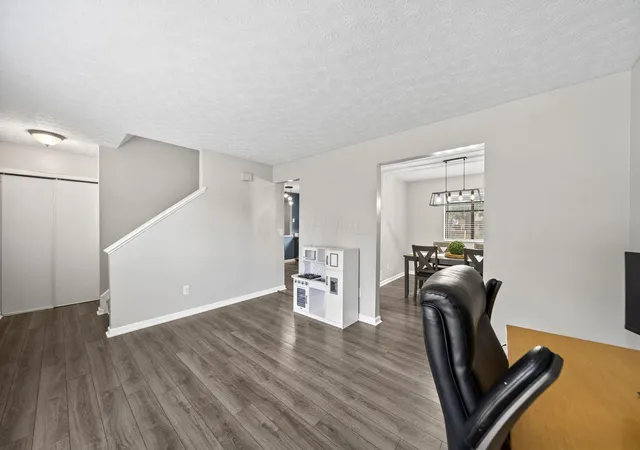 Photo 3 of Single family home for sale at 4087 Wintergreen Blvd, Columbus, OH 43230 | MLS# 226028320 | Listing updated on 2026-08-09