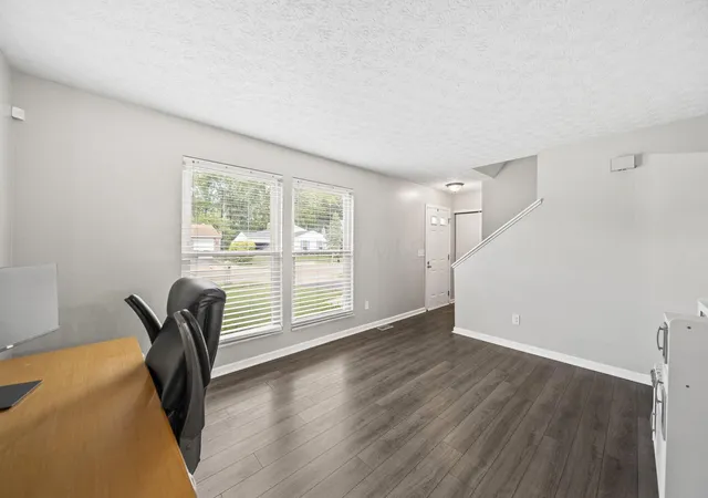 Photo 4 of Single family home for sale at 4087 Wintergreen Blvd, Columbus, OH 43230 | MLS# 226028320 | Listing updated on 2026-08-09