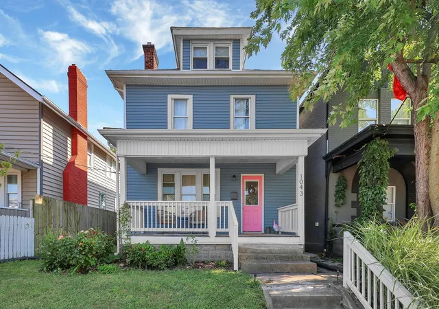 2nd image of 1043 E Whittier St, Columbus, OH 43206 | MLS# 226029837