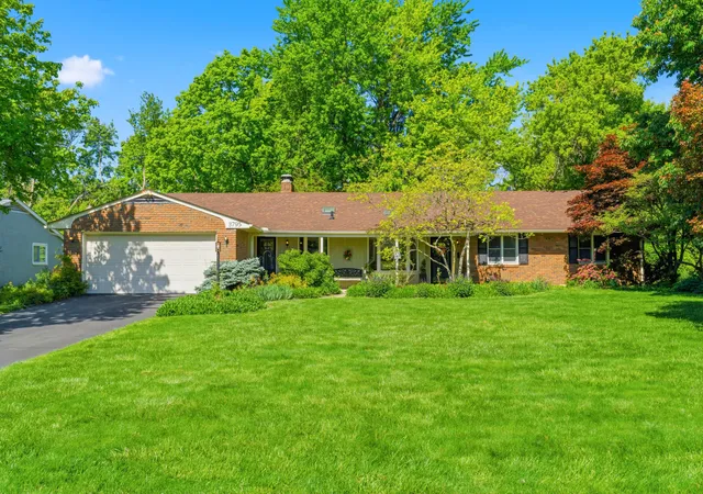 1st image of 3795 Surrey Hill Pl, Columbus, OH 43220 | MLS# 226029053
