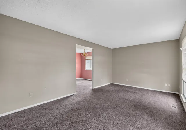 4th image of 621 E Schrock Rd, Westerville, OH 43081 | MLS# 226029346