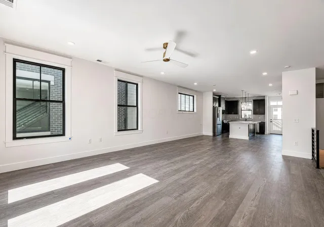 Listing Photo 3 - Condo for sale in building located at 1305 Highland St, Columbus, OH 43201