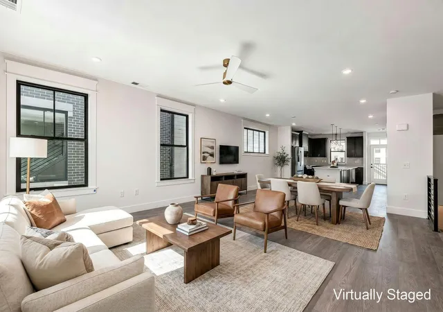 Listing Photo 4 - Condo for sale in building located at 1305 Highland St, Columbus, OH 43201