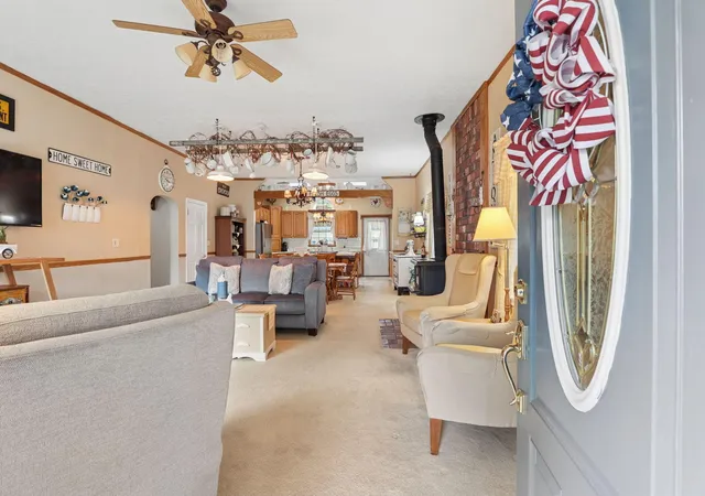 Photo 3 of Single family home for sale at 166 New Hampshire Ave, London, OH 43140 | MLS# 226028416 | Listing updated on 2026-10-05