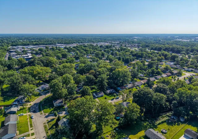 42nd image of 4119 Arbury Ln, Columbus, OH 43224 | MLS# 226028608