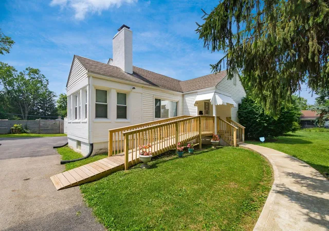 2nd image of 1101, 1109 Barnett Rd, Columbus, OH 43227 | MLS# 226028546