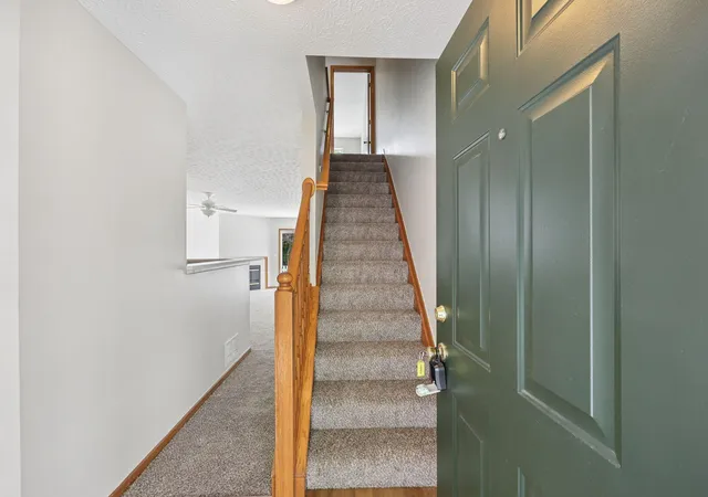 4th image of 2179 Victoria Park Dr, Columbus, OH 43235 | MLS# 226029398