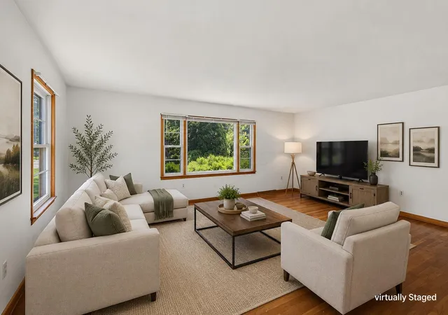 Photo 1 of Single family home for sale at 146 Oakland Blvd NE, Newark, OH 43055 | MLS# 226028877 | Listing updated on 2026-09-18