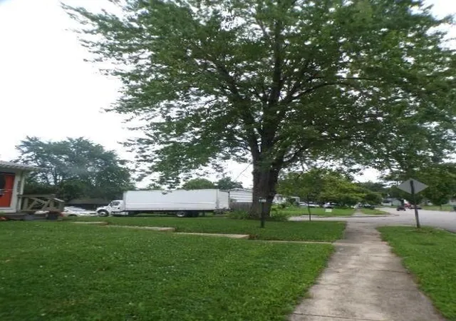 Photo 3 of Single family home for sale at 2388 Halkirk St S, Columbus, OH 43229 | MLS# 226031345 | Listing updated on 2026-09-10