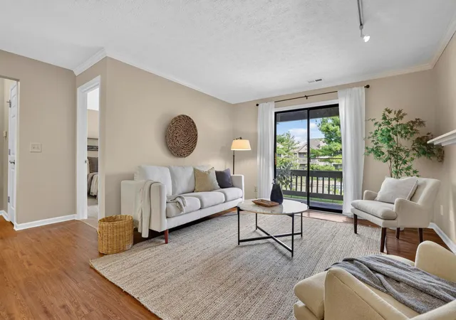 5th image of 5310 Stonemeadow Ave, Columbus, OH 43220