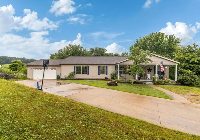 Photo 1 of Single family home for sale at 3577 Roadside Park Rd, Guysville, OH 45735 | MLS# 226028574 | Listing updated on 2026-08-17
