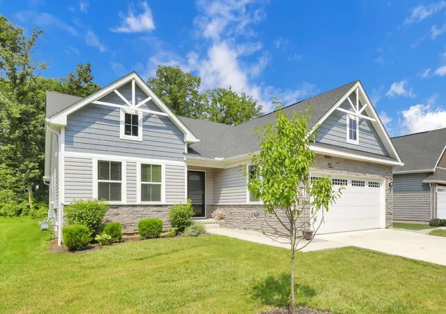 Photo 3 of Single family home for sale at 880 Buchloe Dr, Marysville, OH 43040 | MLS# 226028550 | Listing updated on 2026-09-09