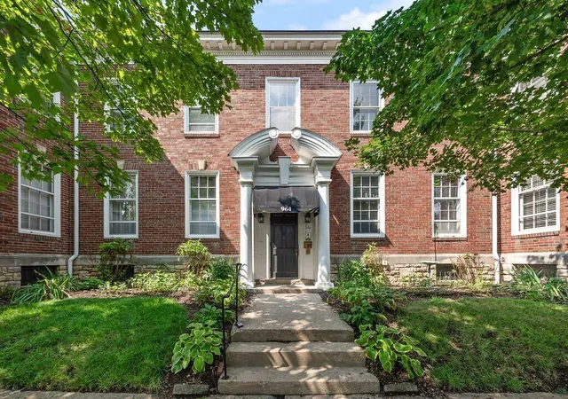 2nd image of 964 Madison Ave #E, Columbus, OH 43205 | MLS# 226028508