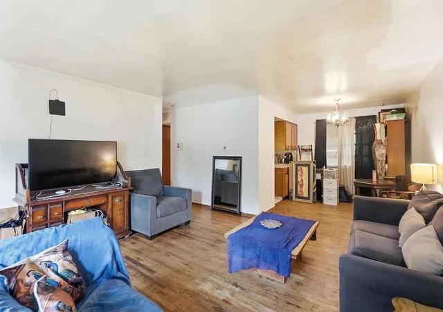 4th image of 1738 Bostwick Rd, Columbus, OH 43227 | MLS# 226028499
