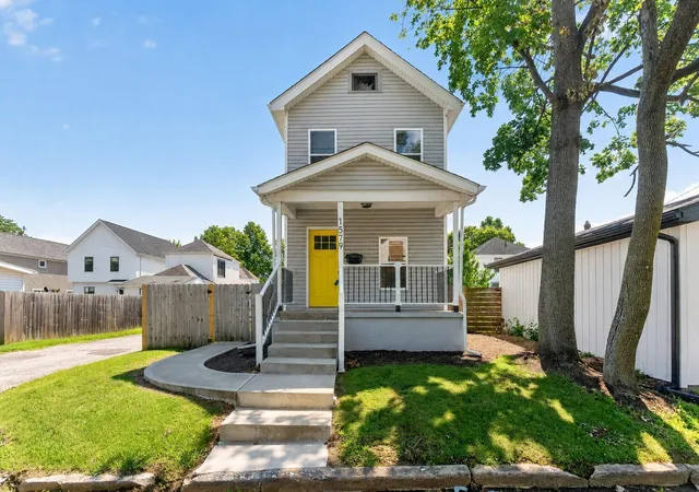 1st image of 1579 Tiffin St, Columbus, OH 43205 | MLS# 226028736