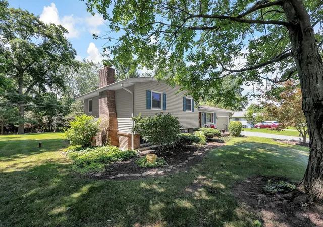 2nd image of 634 Knoll Dr, Granville, OH 43023 | MLS# 226030033