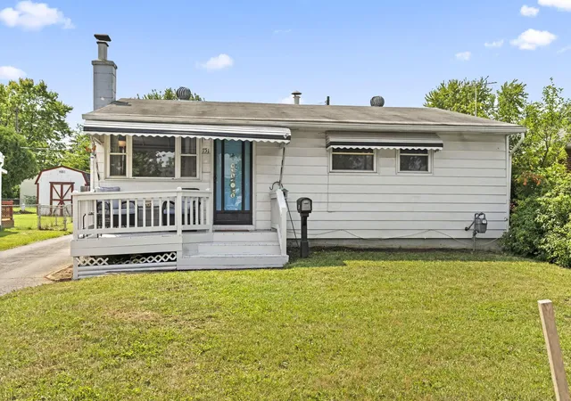 3rd image of 751 Harwood Dr, Columbus, OH 43228 | MLS# 226028521