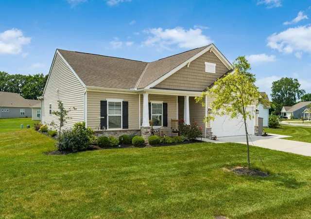Photo 3 of Single family home for sale at 319 Mannaseh Dr W, Granville, OH 43023 | MLS# 226028666 | Listing updated on 2026-10-10