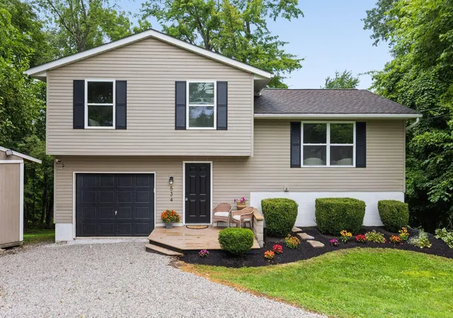 1st image of 534 Brentwood Dr Ne, Newark, OH 43055 | MLS# 226028545