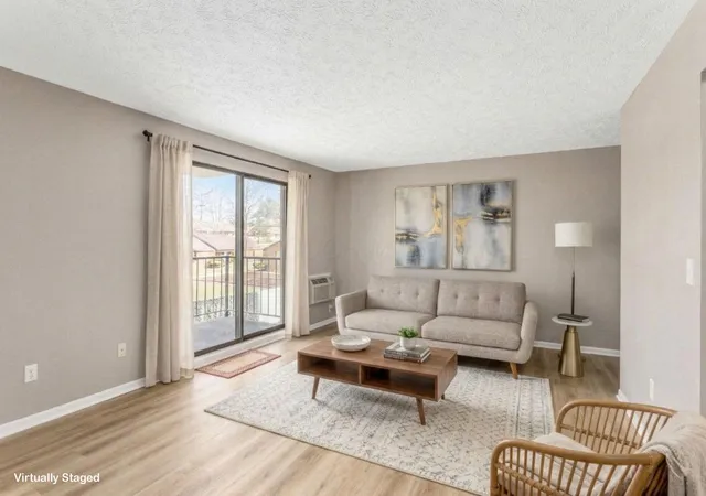 3rd image of 4117 Karl Rd, Columbus, OH 43224