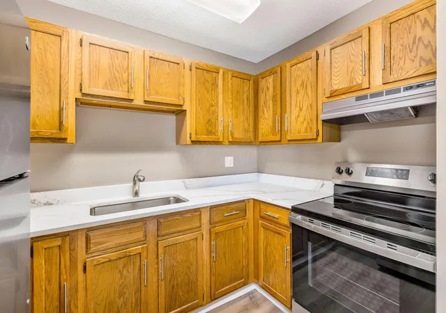 5th image of 4117 Karl Rd, Columbus, OH 43224